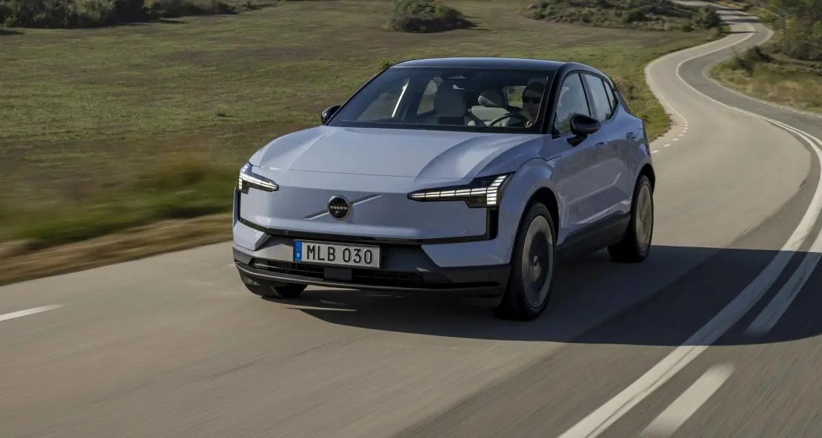 ex30-volvo-suv-electrique